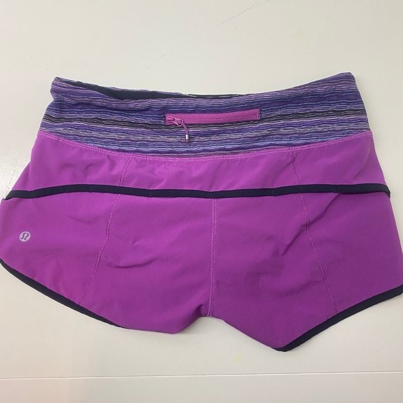 Lululemon Speed up Short 2.5" Fuschia - Picture 3 of 6